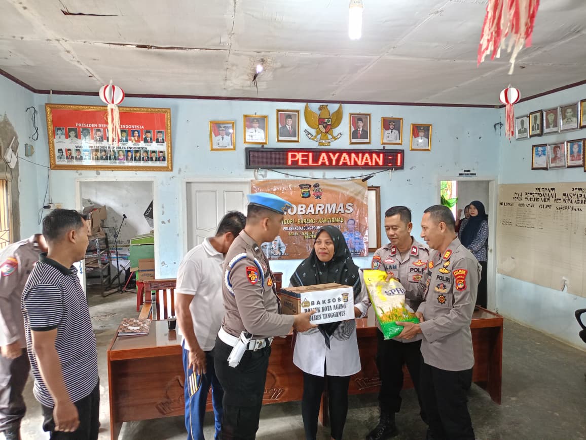 Polsek Kota Agung Laksanakan Jumat Berkah dengan Berbagi ke Lansia dan Penyandang Disabilitas 