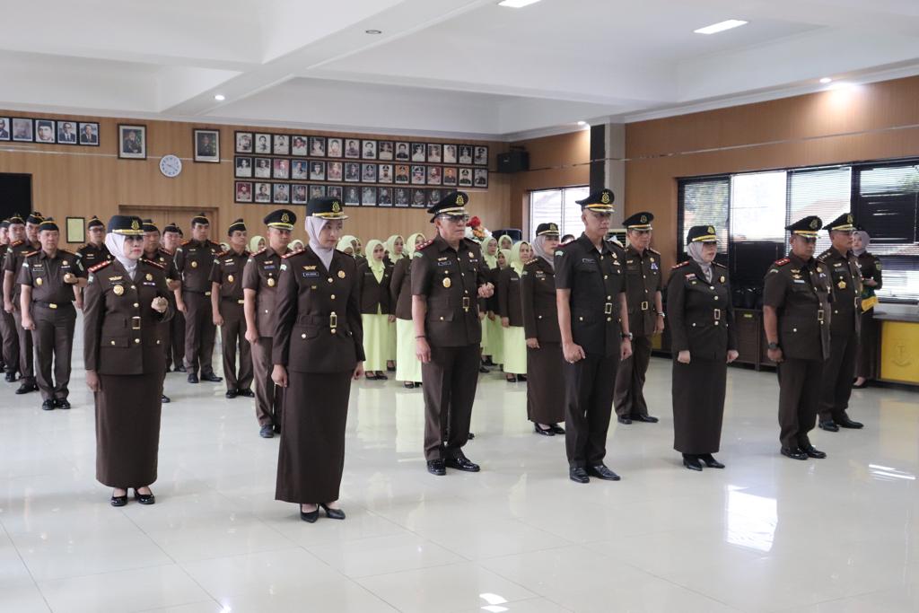 Kajati Lampung Melantik 7 Kajari Baru, Ini Pesan Yang Disampaikan 