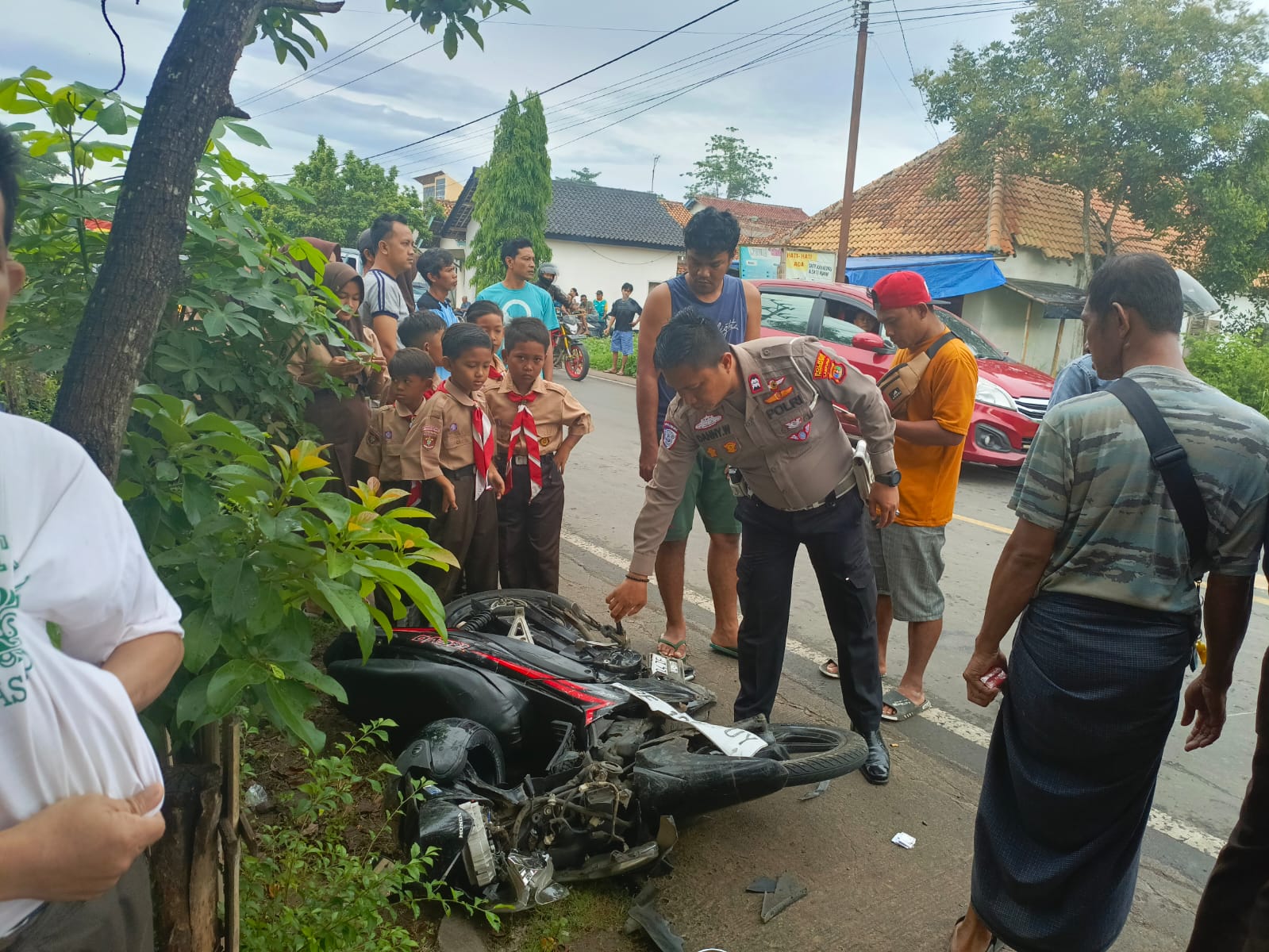 Pelajar SMK Tewas Usai Tabrak Terios di Jalinbar Pringsewu