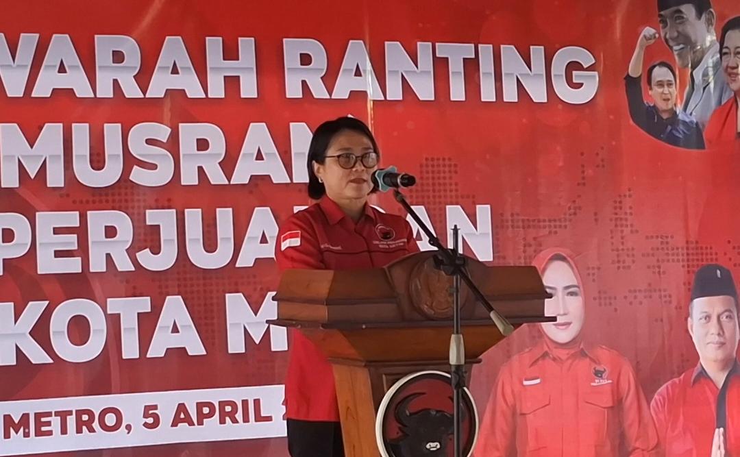 Ketua DPC PDIP Metro Lantik Ratusan Pengurus Ranting dan Anak Ranting