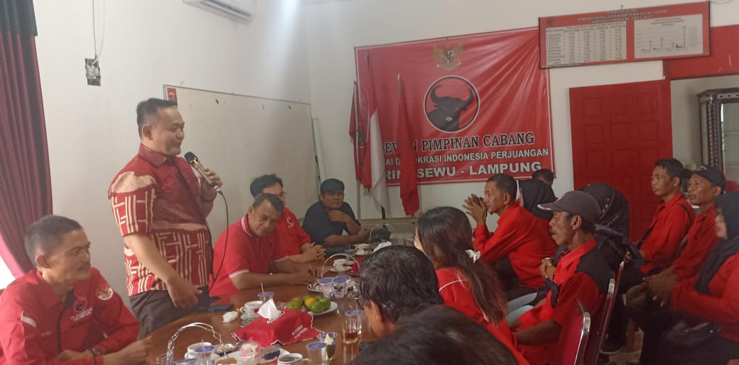 Tingkatkan Komunikasi Politik, Bacalonbup Pringsewu Fauzi Jalin silaturahmi ke PDI-P 