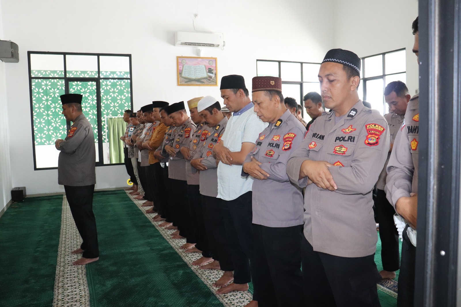 Polres Pringsewu Gelar Shalat Gaib dan Doa Lintas Agama untuk Korban Bencana di Sejumlah Daerah