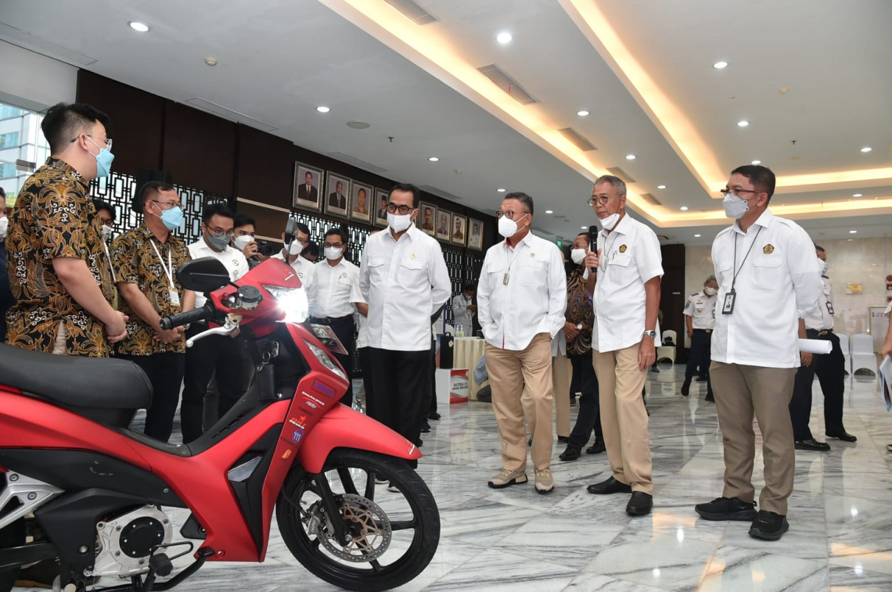 Konversikan Motor BBM Ke Motor Listrik Dapat Subsidi Rp 7 Juta. Begini Caranya 