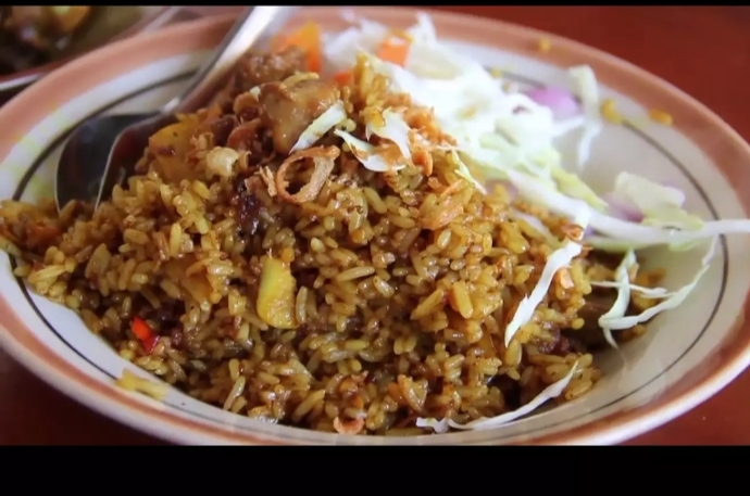 Ini Cara Membuat Nasi Goreng Gurih dan Lezat