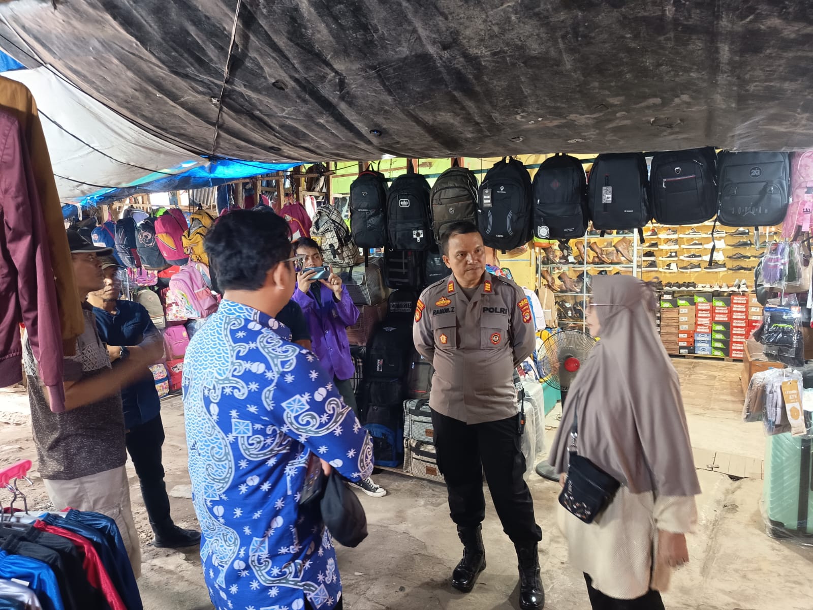 Kapolsek dan Camat Sambangi Pasar Induk Pringsewu, Pedagang Keluhkan Sepinya Pembeli