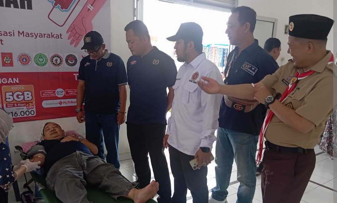 Karang Taruna dan PWI Pringsewu Kolaborasi Gelar Baksos Donor Darah