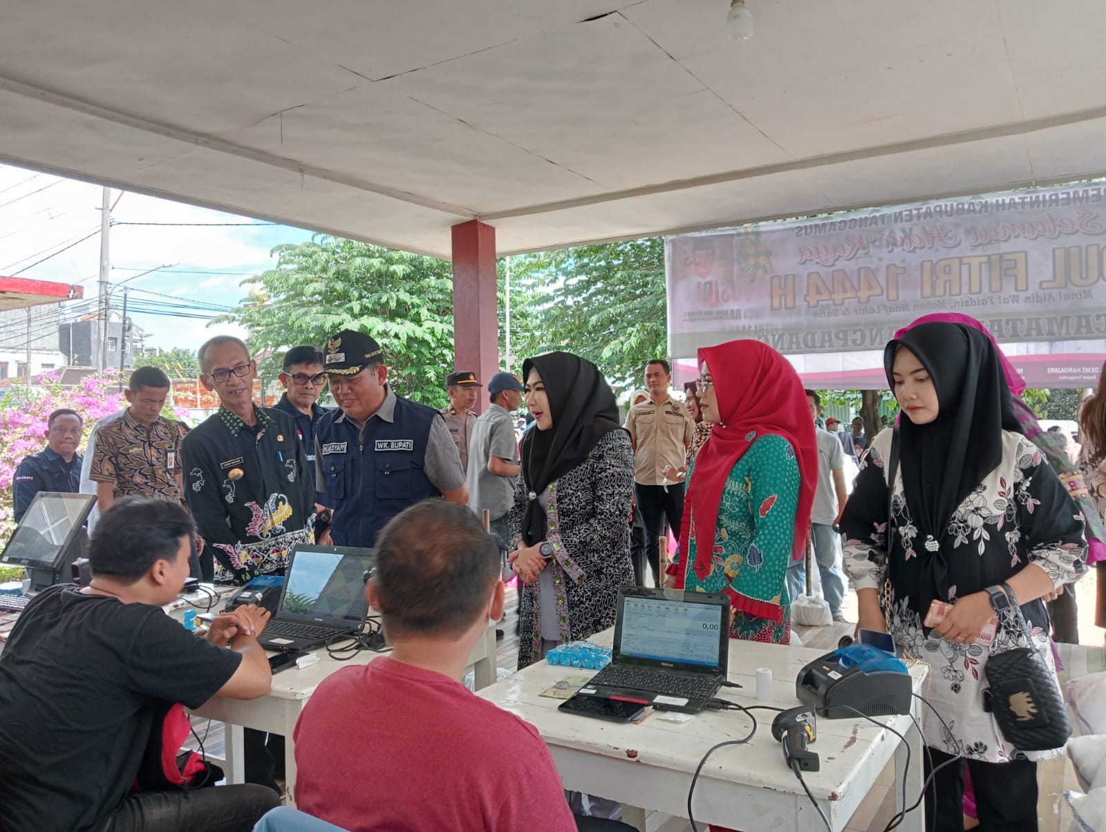 Bupati Buka Pasar Murah Bersubsidi