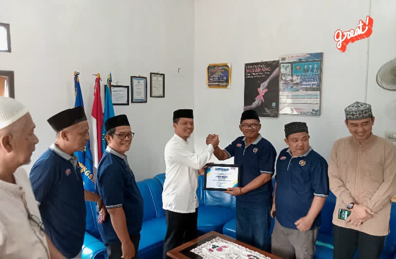 Bupati Pringsewu Hadiri Buka Bersama Wartawan di Sekretariat PWI