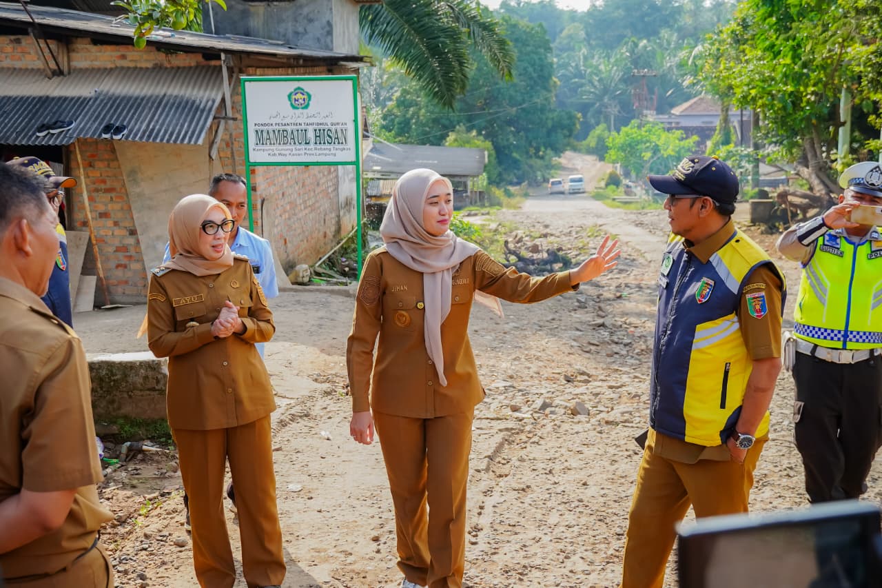 Wagub Jihan Tinjau Pembangunan Jalan Kasui–Air Ringkih