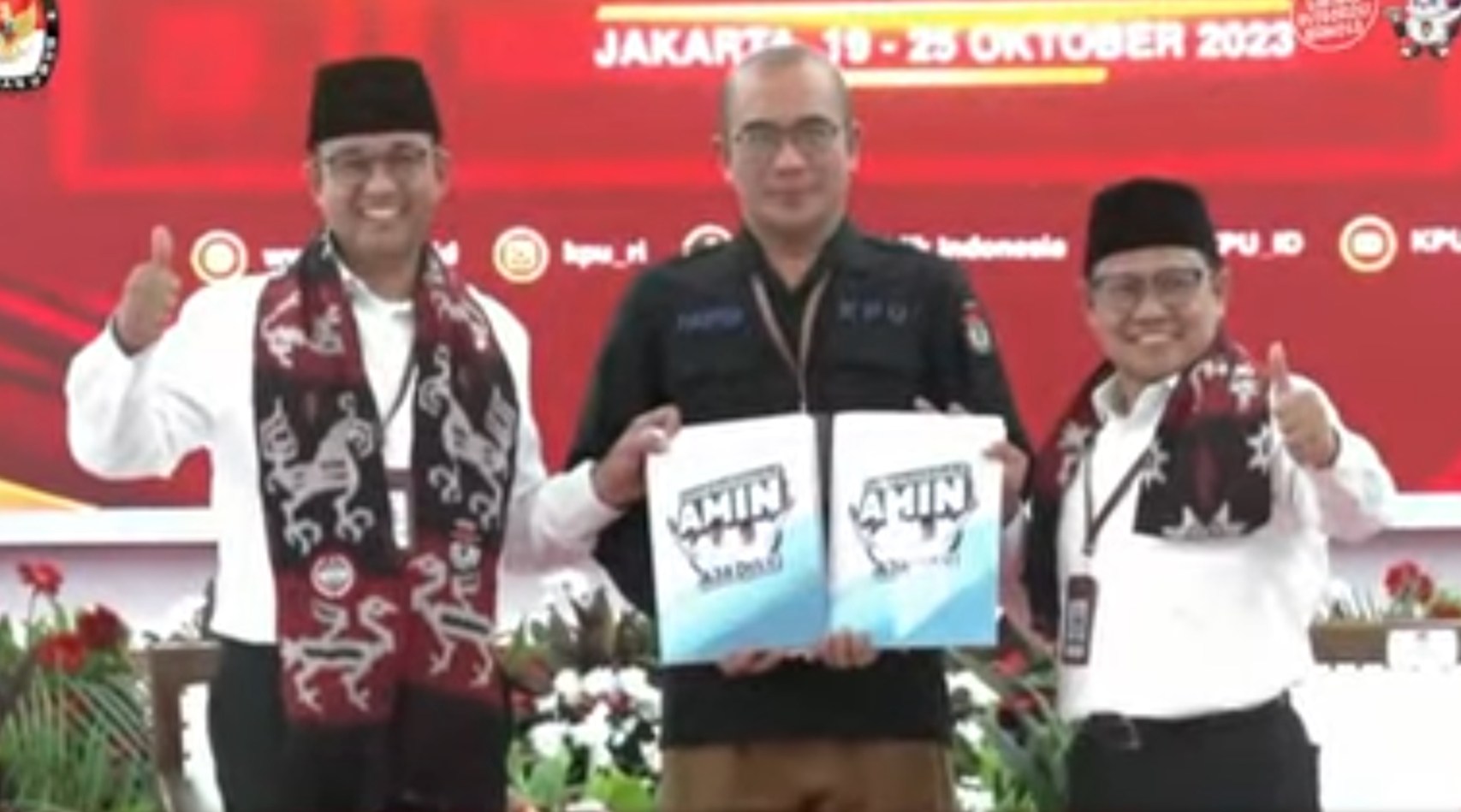 Pasangan AMIN Jadi Yang Pertama Daftar Capres dan Cawapres Ke KPU RI