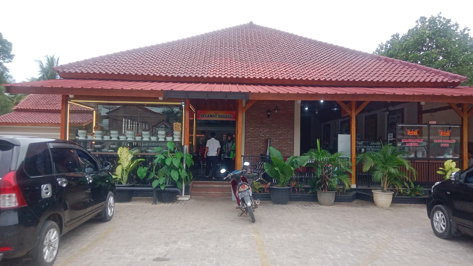 Inilah Rumah Makan Khas Padang Terfavorit di Pringsewu Yang Buka 24 Jam