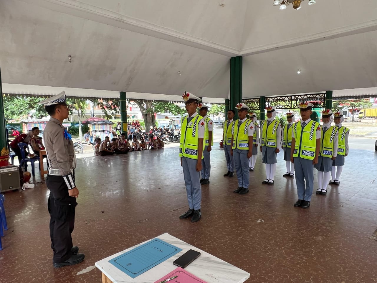 Keren! Pelajar Pringsewu Pamer Kemampuan Atur Lalin dan Tangani TKP ala Polisi