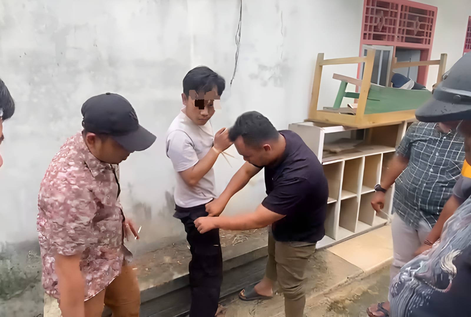 Kurir Telan Sabu, Demi Hilangkan BB Saat Ditangkap Polisi di Jalan Danau Pringsewu