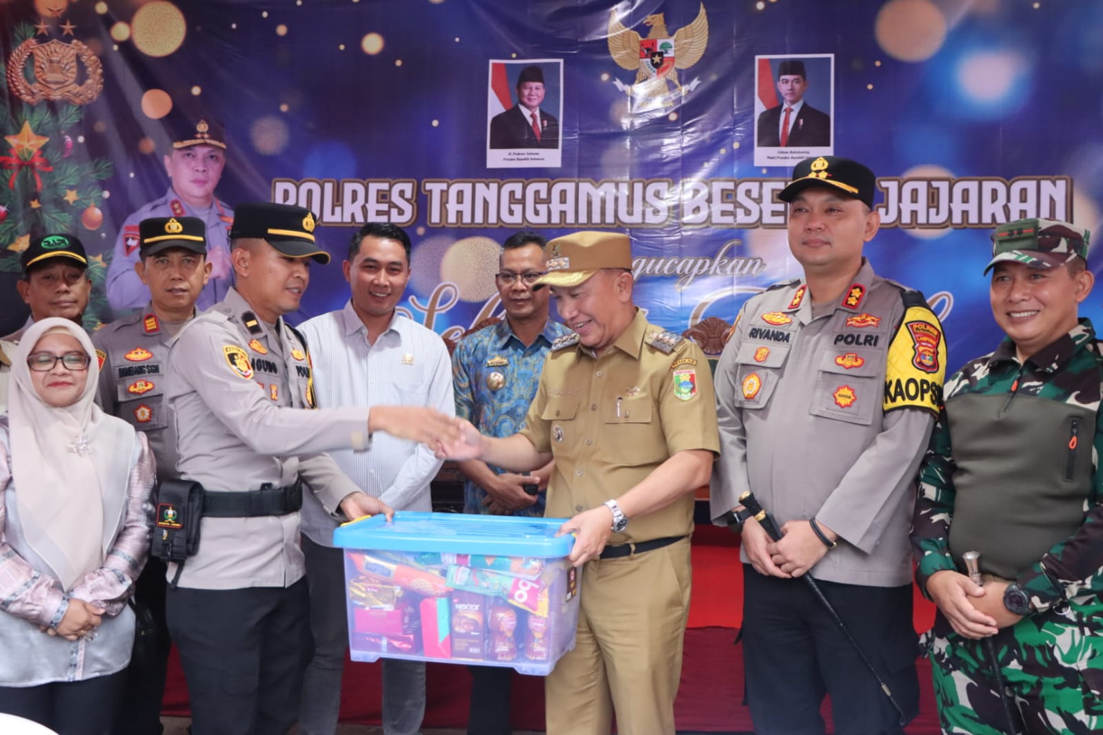 Bersama Kapolres Tanggamus, Pj Bupati Tanggamus Cek Pospam Ops Lilin Krakatau 2024