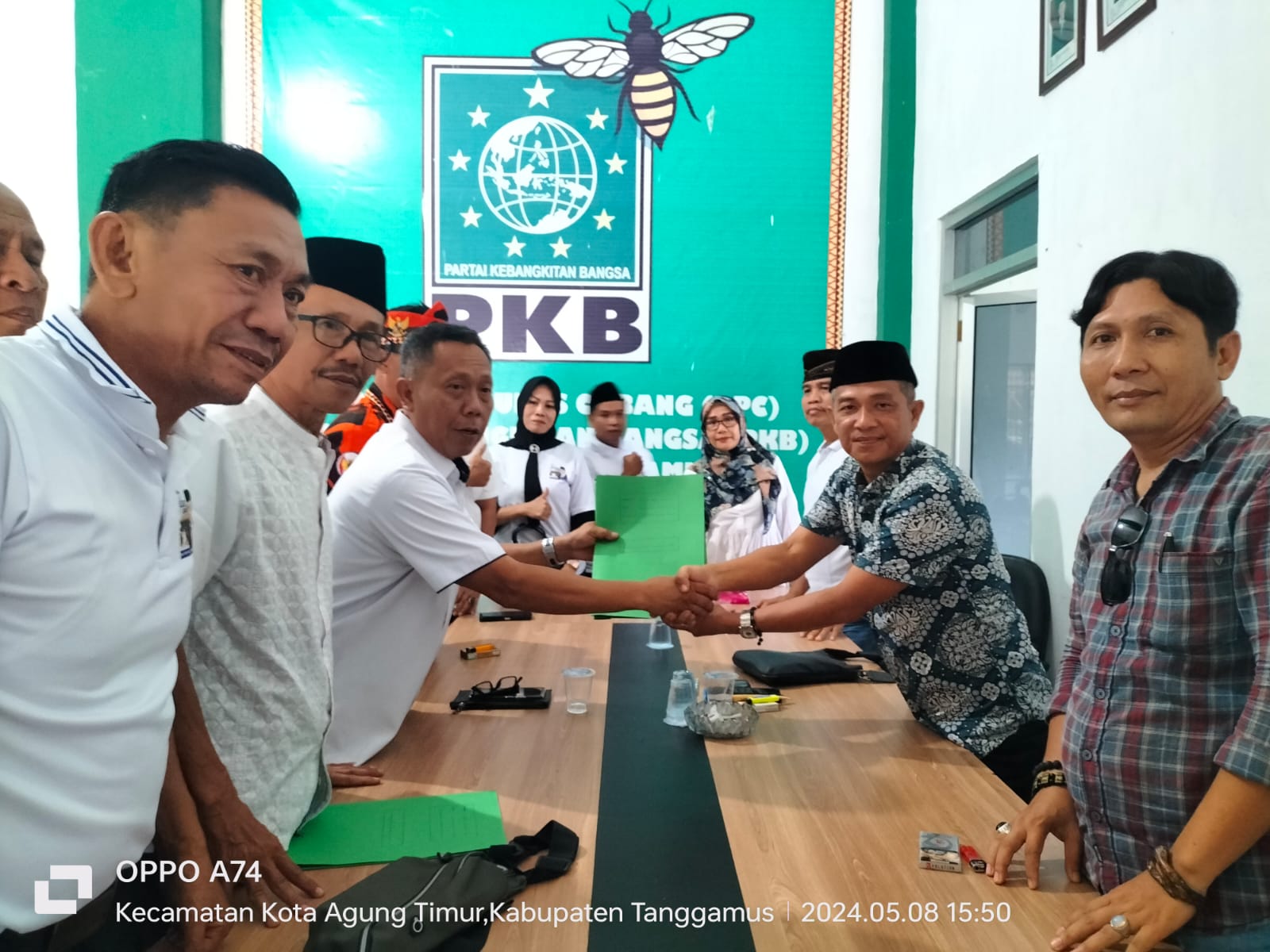 Serius Nyalon Bupati Tanggamus, Drs. H. Moh Saleh Asnawi Kembalikan Berkas Formulir di PKB, Berikut Biodatanya