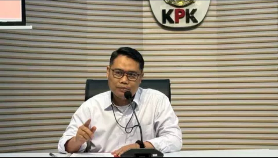 KPK Tahan Bupati Rejang Lebong dalam Kasus Suap Ijon Proyek, Wabup dan Sekda Dipulangkan