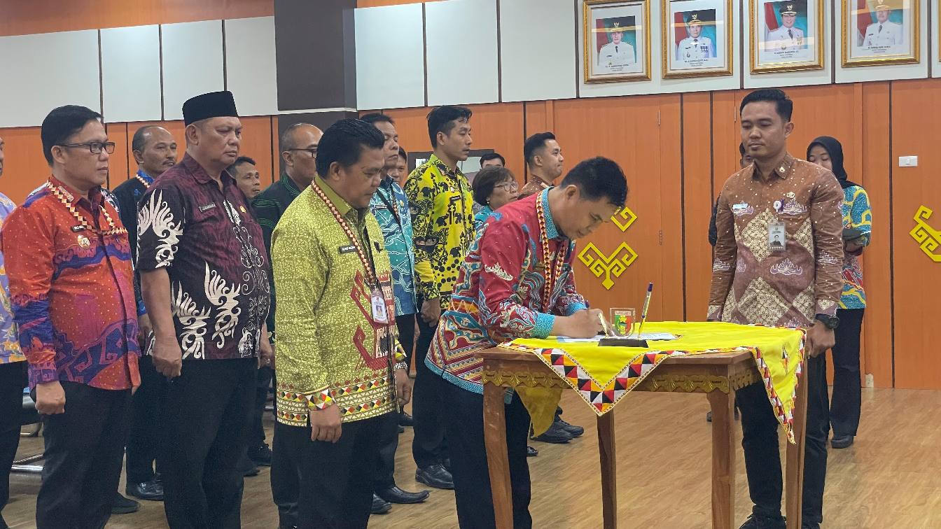 14 Camat Baru Tanggamus Resmi Bertugas, Bupati Minta Turun Langsung ke Masyarakat