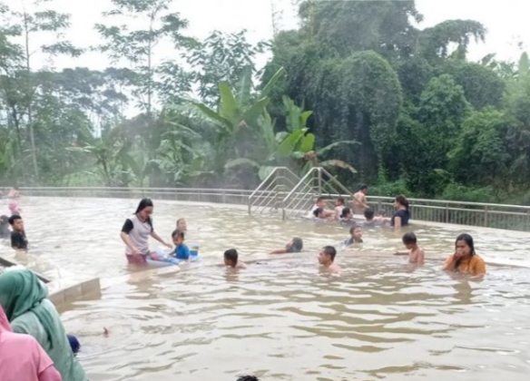 Yuk Intip! 5 Tempat Pemandian Air Hangat di Kabupaten Wonosobo Yang Bikin Badan Rileks