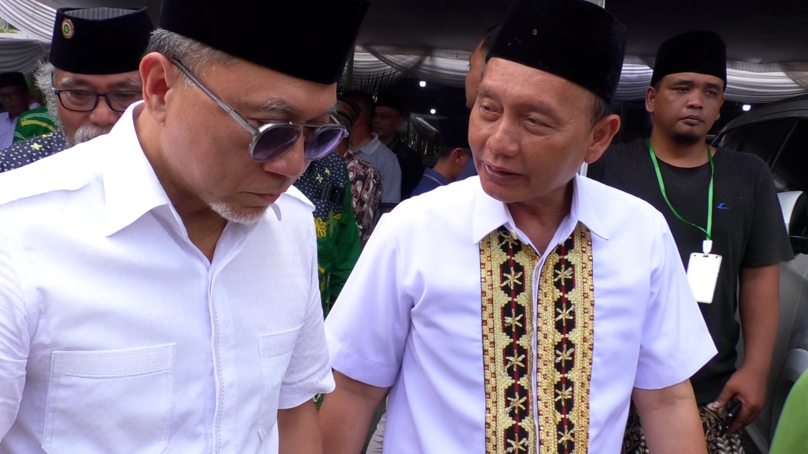 CEO Saburai TV Silahtuhrahmi dengan Zulkifli Hasan di Acara Pelantikan Pengurus PCNU Lamsel