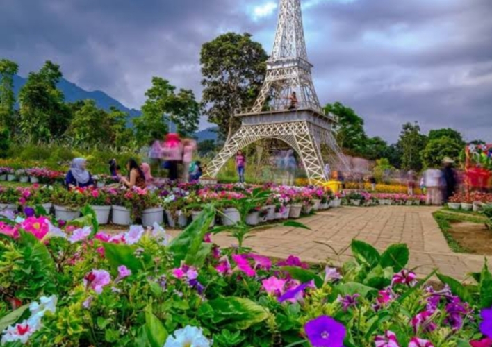 5 Tempat Wisata Populer di Kota Semarang, Sayang jika dilewatkan