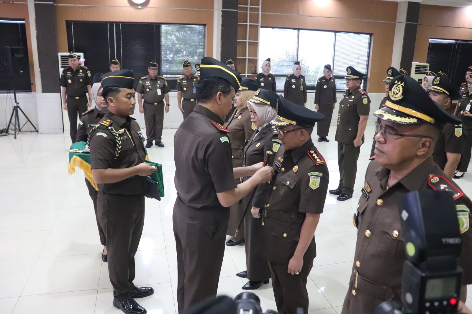 Kajati Lampung Lantik Adi Fakhruddin Sebagai Kajari Tanggamus 