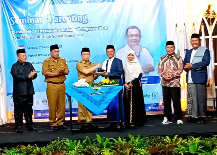 Pj. Bupati Pringsewu Buka Seminar Parenting  di  IMBOS. 