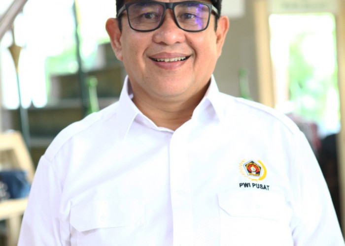 PWI Pusat Terbitkan Edaran Rangkap Jabatan, Perpanjangan KTA-Donasi Kemanusiaan Bencana Sumatera