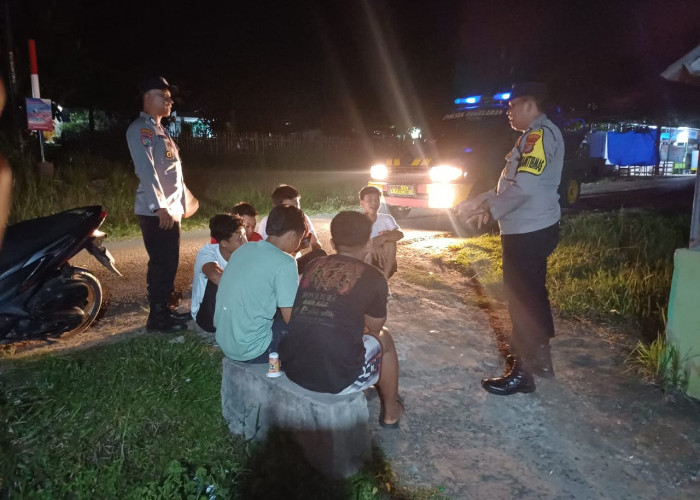 Patroli Malam, Polisi Ajak Warga Adiluwih Jaga Kamtibmas