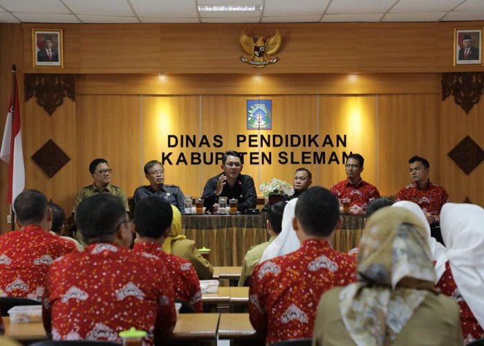 30 Kepala Sekolah dari Kota Metro Lampung Magang di SD Negeri Sleman