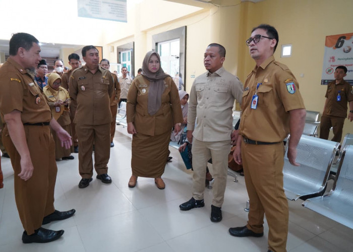 Bupati Pringsewu Minta Pegawai RSUD Berikan Pelayanan Prima ke Masyarakat 