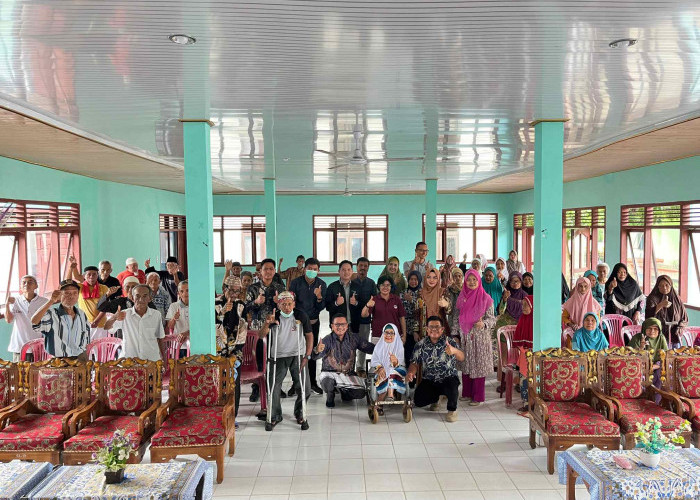 Circle of Charity Berbagi Kasih di Panti Sosial Tresna Werdha Natar 