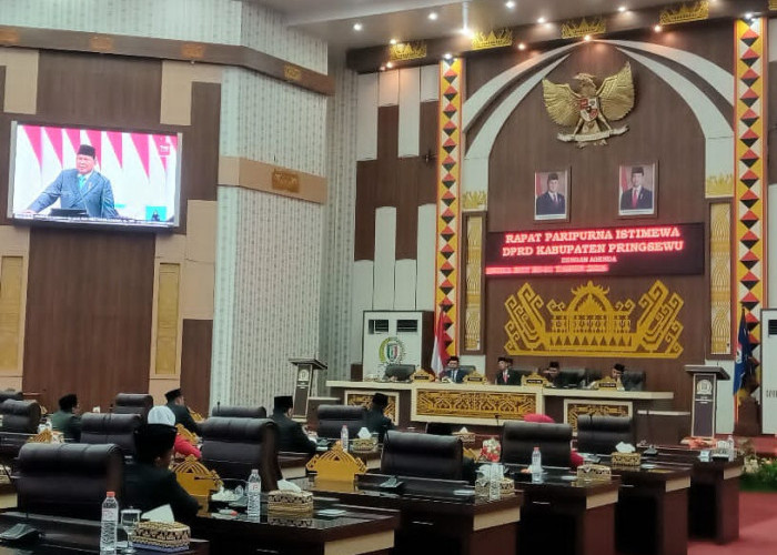 Bupati Pringsewu Hadiri Rapat Paripurna Istimewa, Mendengarkan Pidato Kenegaraan Presiden RI 