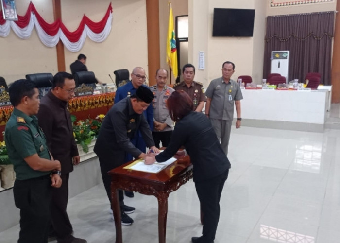 DPRD dan Pemkab Tanggamus Tandatangani MoU KUPA-PPAS APBD P Tahun 2023