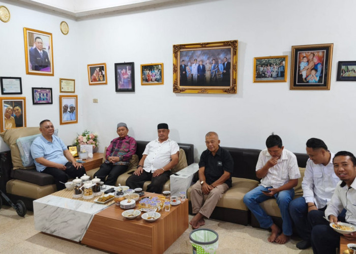 Dari Birokrat hingga Pemilik Media, Nuril Hakim Bagikan Kunci Sukses kepada Jajaran Saburai TV 
