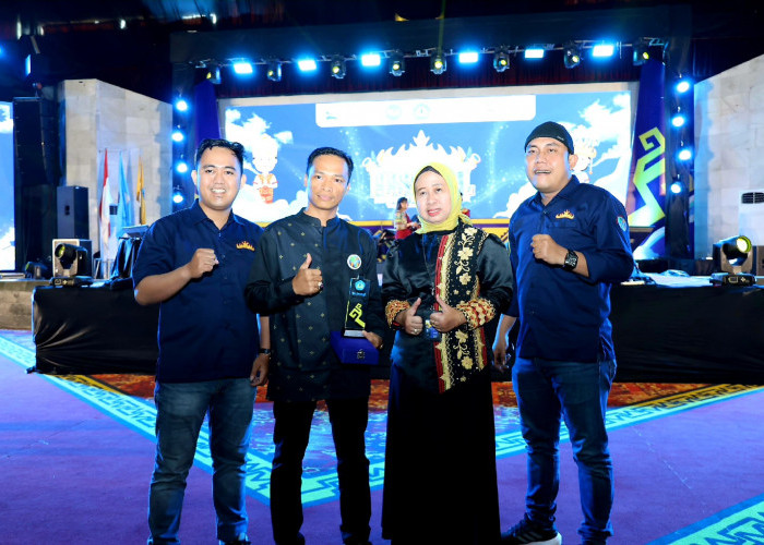 IWO Lampung Raih Penghargaan Anugerah Be Strong dari Universitas Lampung 