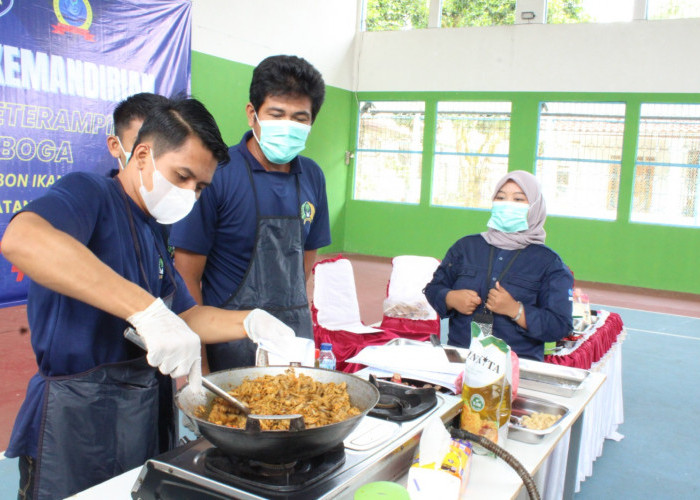 WBP Lapas Kotaagung Diberi Pelatihan Pembuatan Abon Tuna-Budidaya Ikan