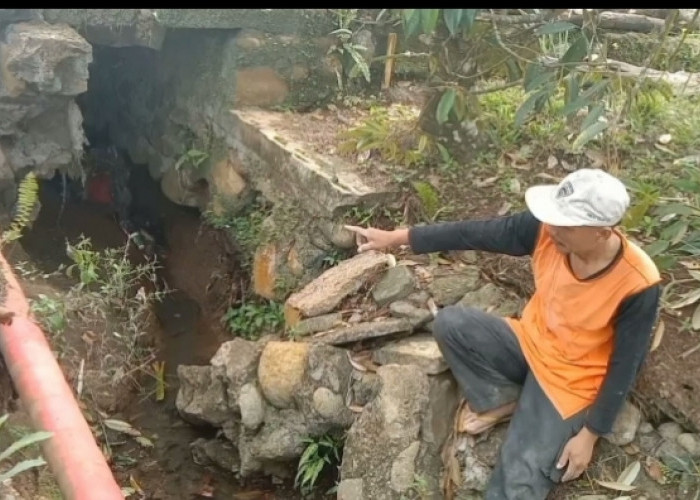 Kerusakan Drainase Islamic Center Kotaagung Kian Parah, Warga Sekitar Harapkan Perbaikan