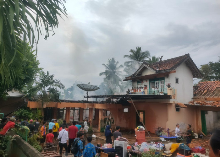 Si Jago Merah Hanguskan Rumah Pensiunan PNS di Banyumas Pringsewu