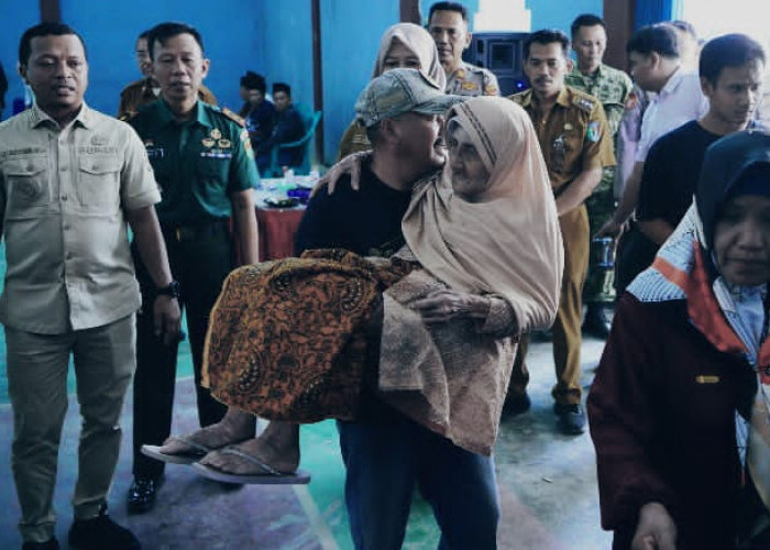 Pantau Pilkakon Serentak, Bupati dan Wabup Pringsewu Sambangi Sejumlah TPS