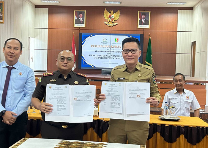 Sekretariat DPRD Tanggamus dan Kejari Teken PKS, Perkuat Pendampingan Hukum