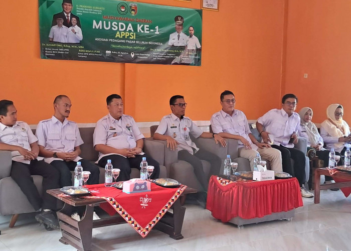 Wabup Agus Suranto Dorong Pedagang Pasar Tanggamus Go Digital