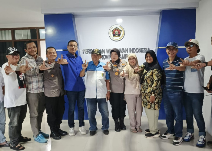 Kunjungi Balai Wartawan, Polda Lampung Sampaikan Permohonan Maaf ke PWI