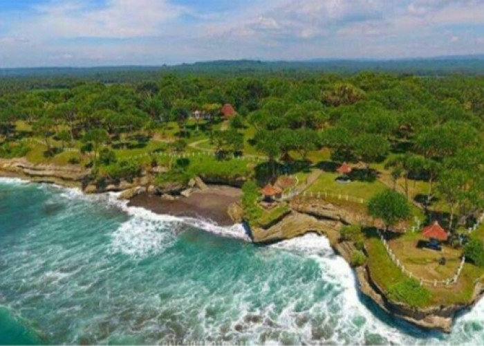 5 Wisata Pantai Menarik Jawa Barat, Salah Satunya Pantai di Judul Lagu Doel Sumbang