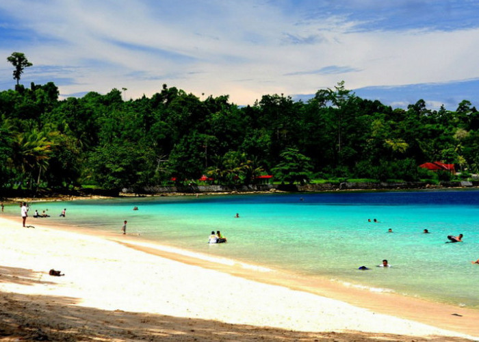 Wisata Pantai Pasir Putih Lampung, Menyajikan Pemandangan Yang Aduhai