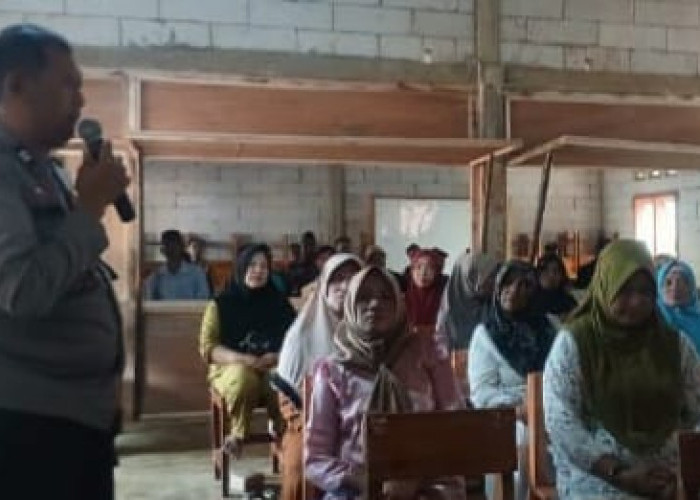 Bhabinkamtibmas Jadi Pemateri di Workshop Pelajar SMP, Ini Yang Disampaikan 