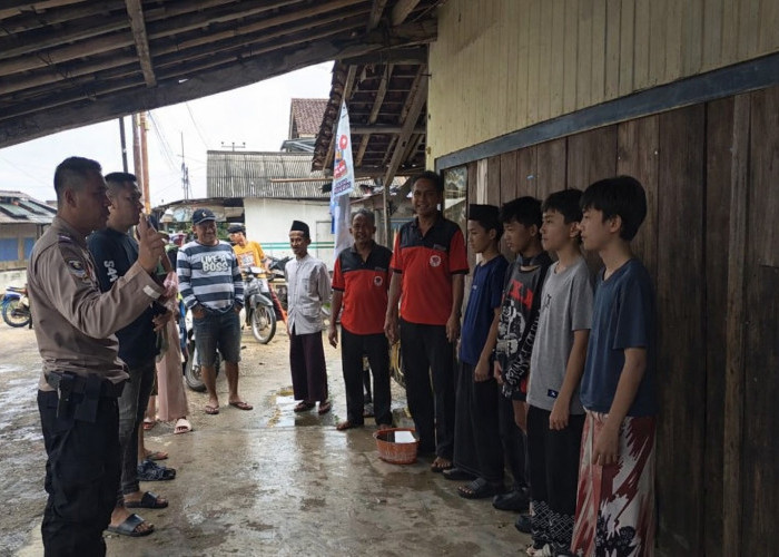 Polisi Bubarkan Perang Petasan, Sejumlah Remaja Diamankan