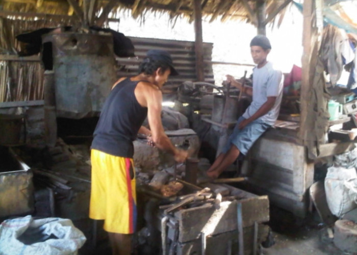 Di Era Modern, Pande Besi Tradisional Masih Tetap Bertahan