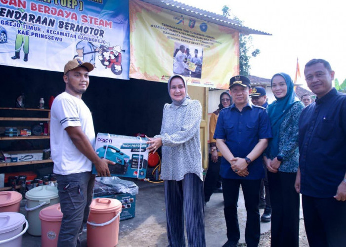 PKDL Lampung Serahkan Bantuan Sosial Kepada Warga Pringsewu
