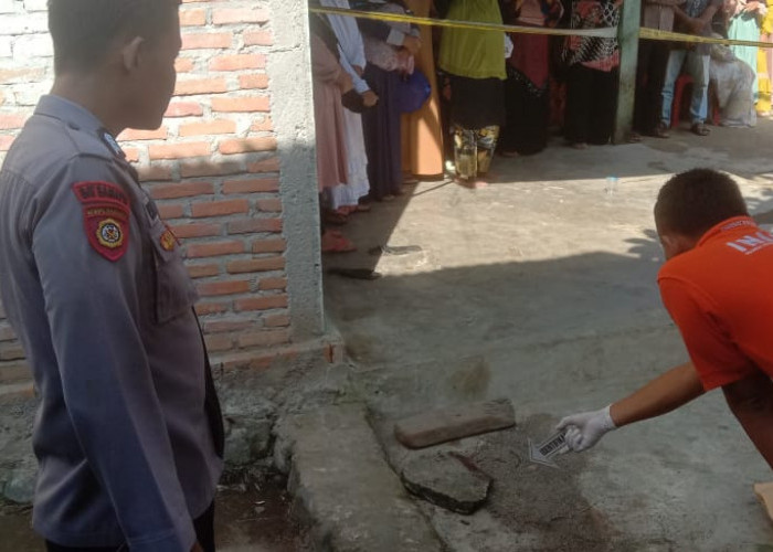 IRT di Pekon Sudimoro, Semaka Ditemukan Bersimbah Darah  di Samping Rumah 