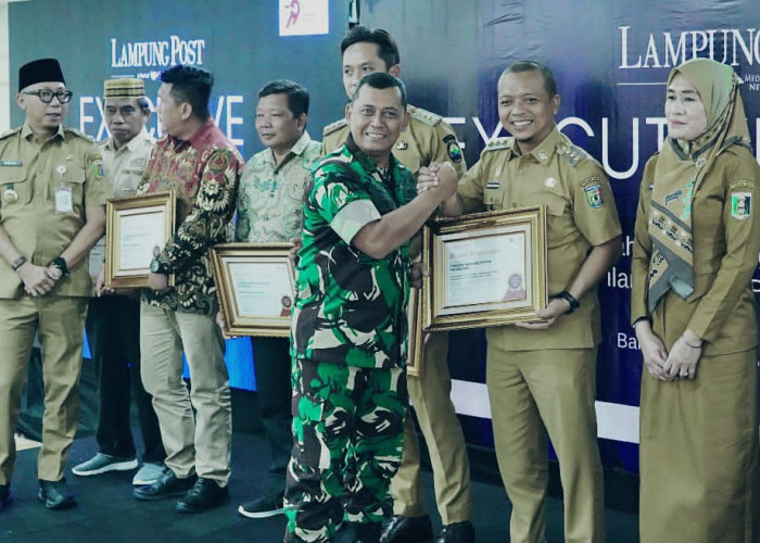 Pemkab Pringsewu Raih Penghargaan Terbaik Percepatan Pembangunan Koperasi Merah Putih